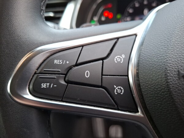 Used Renault Captur 2022 for sale - 76233257: Photo 12