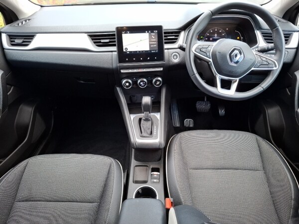 Used Renault Captur 2022 for sale - 76233257: Photo 2