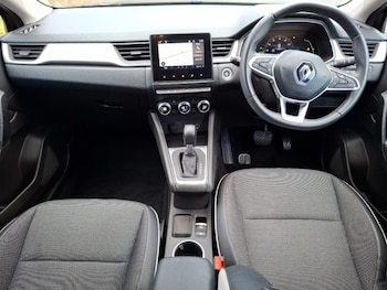 Used Renault Captur 2022 for sale - 76233257: Photo 2