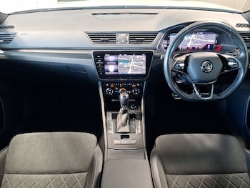 Used Skoda Superb 2024 for sale - 79492761: Photo