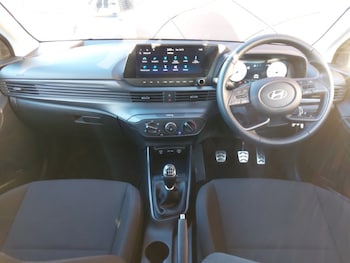 Used Hyundai BAYON 2024 for sale - 77202330: Photo