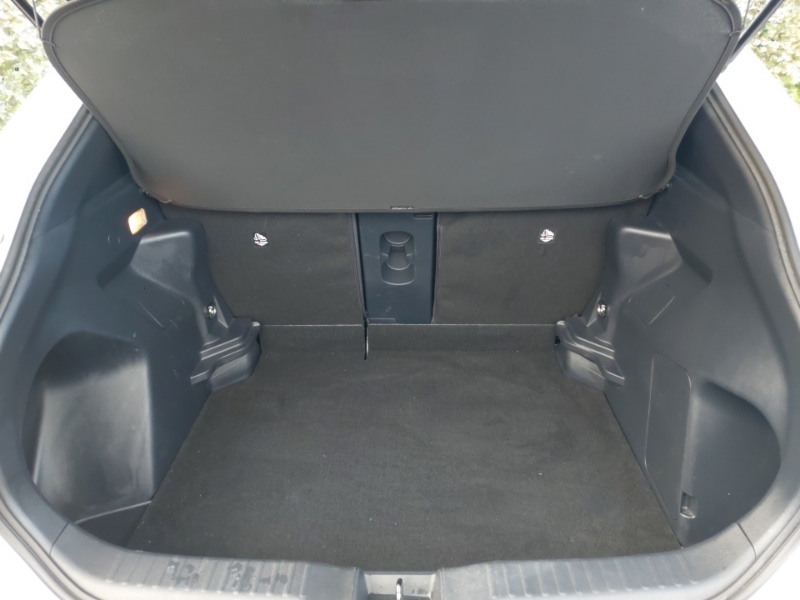 Used Toyota Yaris Cross 2022 for sale - 76446318: Photo 8