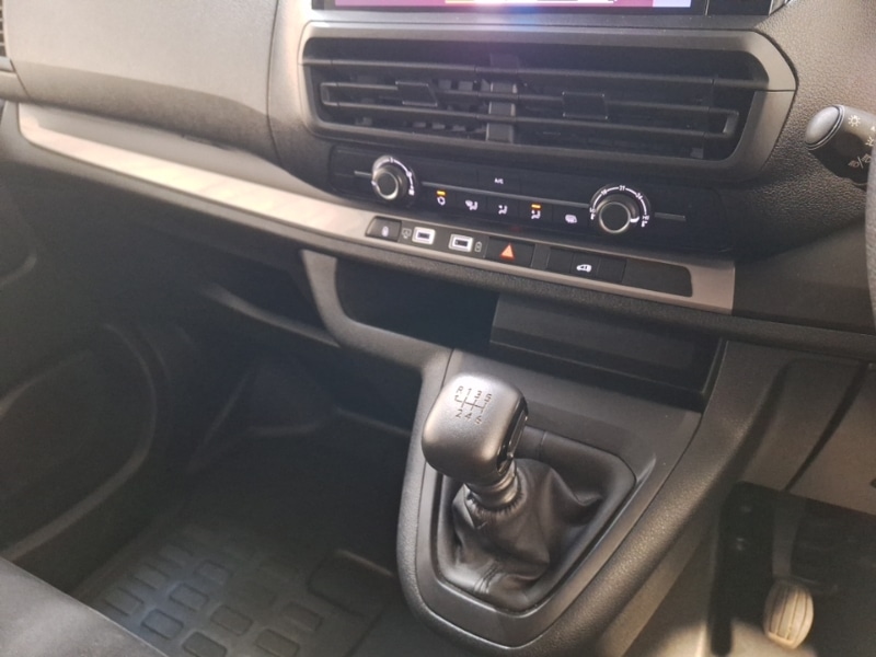 Used Vauxhall Vivaro 2024 for sale - 78198538: Photo 11