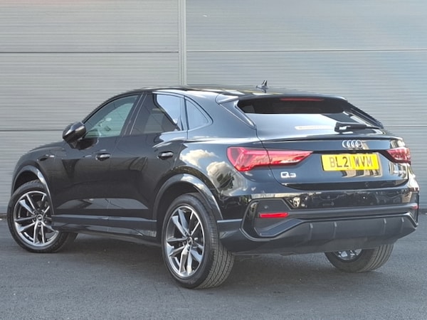 Used Audi Q3 2021 for sale - 76237533: Photo 3
