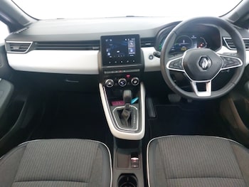 Used Renault Clio 2023 for sale - 78439770: Photo