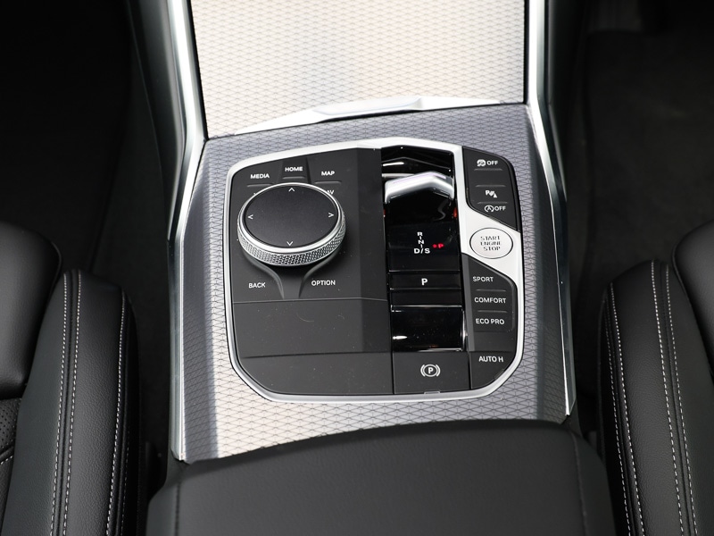 Used BMW 3 Series 2025 for sale - 76571781: Photo 10