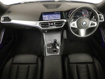 Used BMW 3 Series 2020 for sale - 76174412: Photo 2