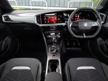 Used Vauxhall Mokka 2025 for sale - 76212942: Photo 2