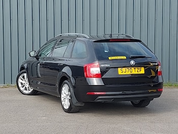 Used Skoda Octavia 2020 for sale - 77986741: Photo