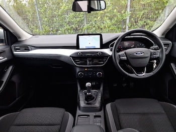 Used Ford Focus 2022 for sale - 77467305: Photo