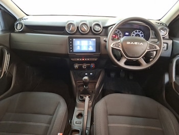 Used Dacia Duster 2023 for sale - 78616993: Photo