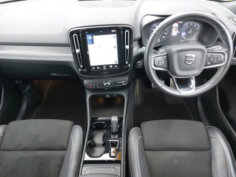 Used Volvo XC40 2020 for sale - 76664277: Photo 2