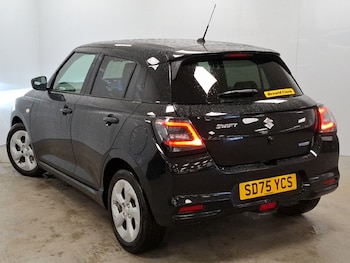 Used Suzuki Swift 2025 for sale - 77891970: Photo
