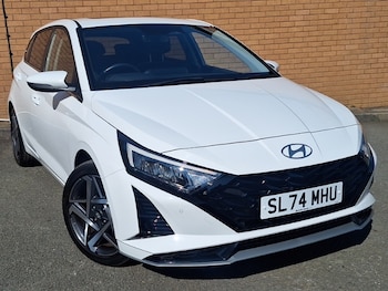 Used Hyundai i20 2024 for sale - 79360672: Photo