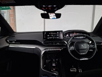 Used Peugeot 5008 2023 for sale - 77169972: Photo