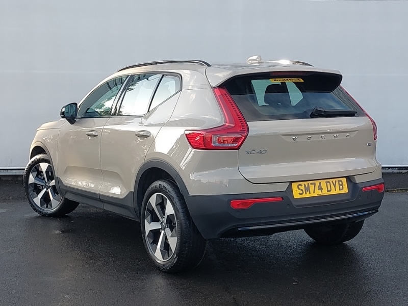 Used Volvo XC40 2024 for sale - 77142358: Photo 3