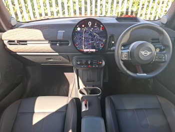 Used MINI Cooper 2024 for sale - 78560611: Photo