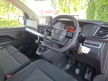 Used Vauxhall Vivaro 2025 for sale - 79513353: Photo