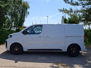 Used Vauxhall Vivaro 2025 for sale - 79513353: Photo