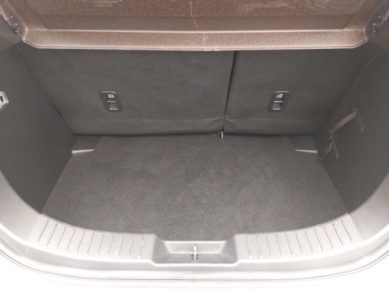 Used Mazda Mazda2 2024 for sale - 76600343: Photo 8