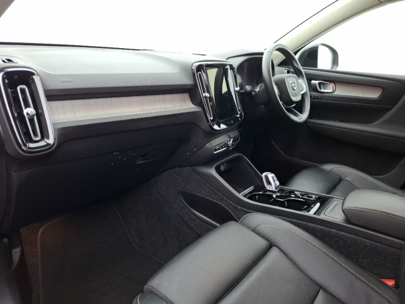 Used Volvo XC40 2024 for sale - 76347586: Photo 5