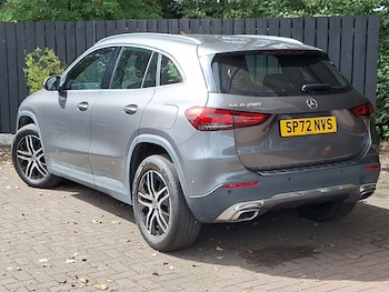 Used Mercedes-Benz GLA 2022 for sale - 75575799: Photo