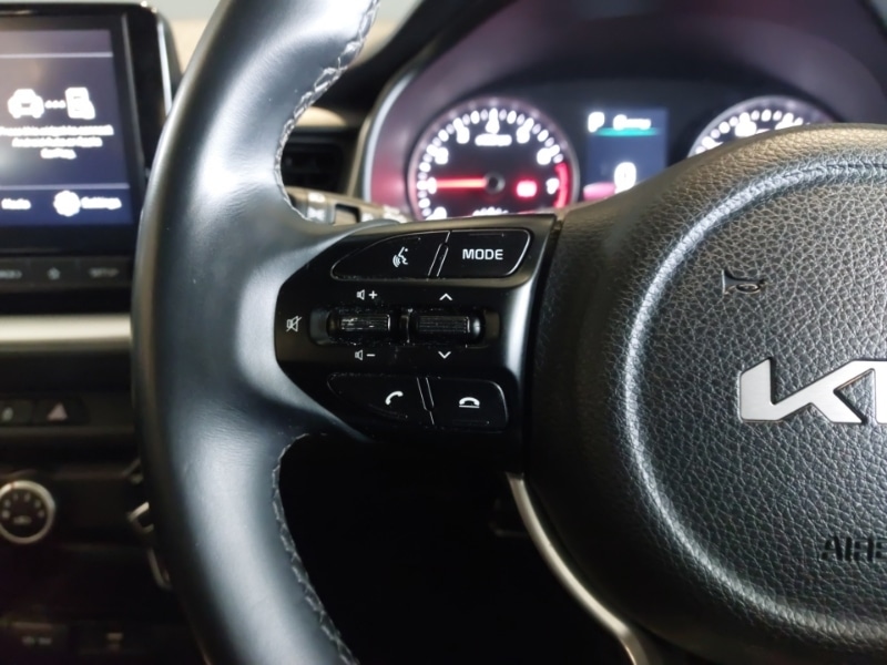 Used Kia Stonic 2022 for sale - 76369887: Photo 10
