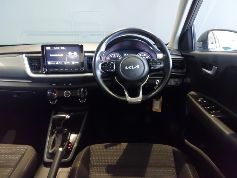 Used Kia Stonic 2022 for sale - 76369887: Photo 7