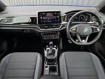 Used Volkswagen T-Roc 2023 for sale - 79105704: Photo