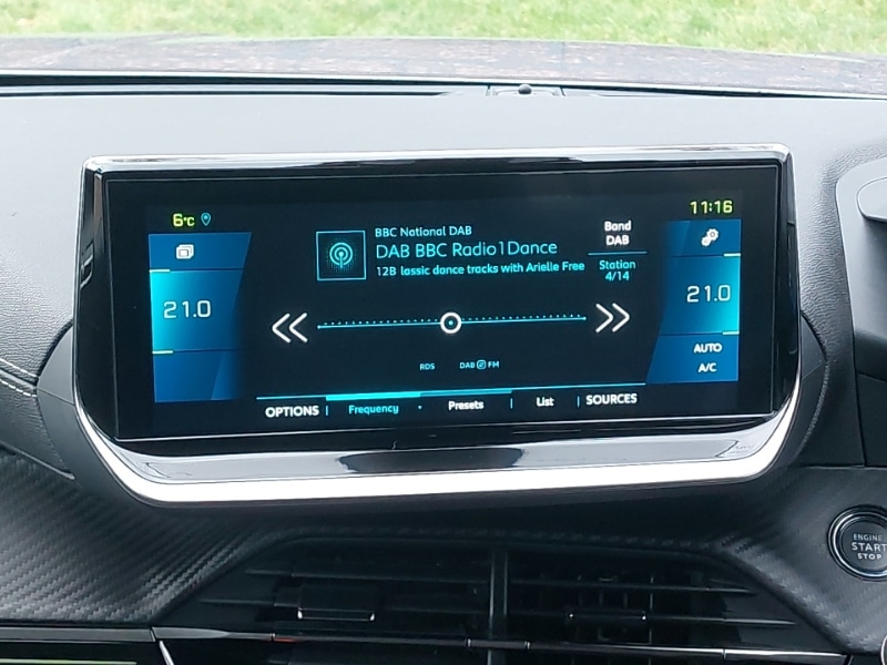 Used Peugeot 2008 2022 for sale - 77433990: Photo 11