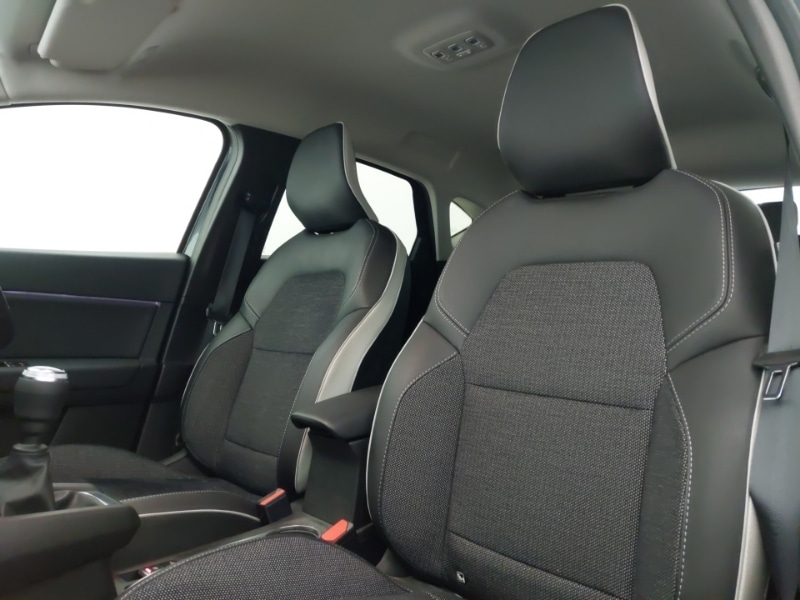 Used Renault Captur 2022 for sale - 77817786: Photo 12