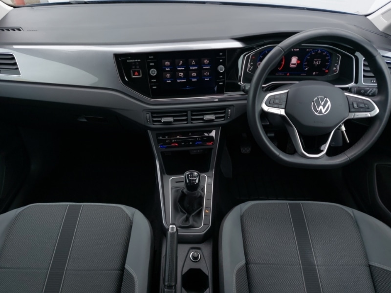 Used Volkswagen Polo 2023 for sale - 78032241: Photo 2