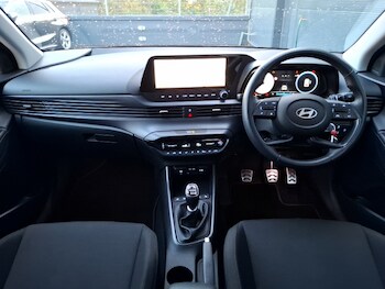 Used Hyundai BAYON 2024 for sale - 77169877: Photo