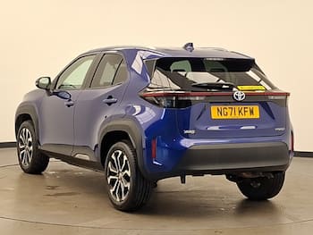 Used Toyota Yaris Cross 2022 for sale - 79623750: Photo