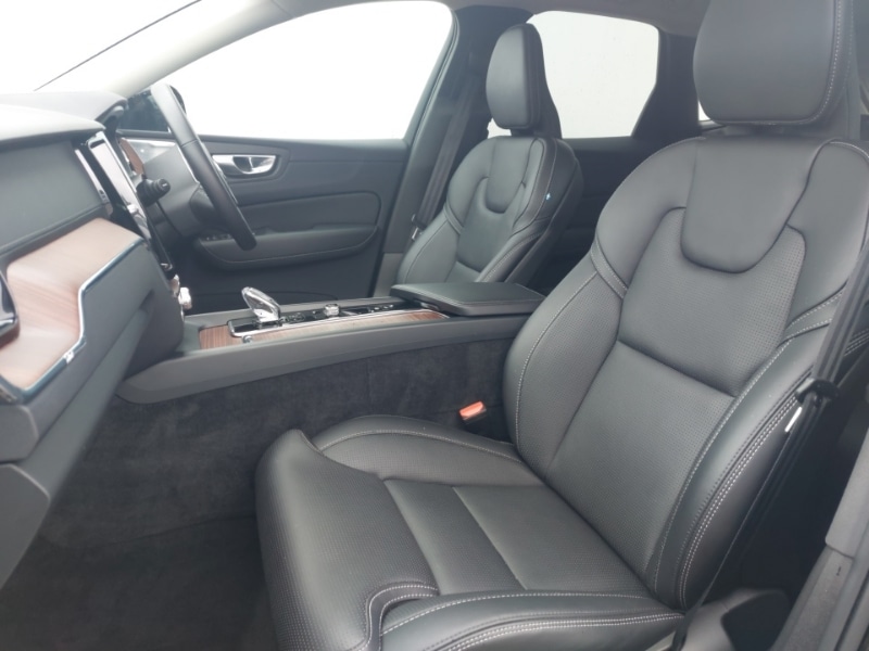 Used Volvo XC60 2024 for sale - 77472312: Photo 5