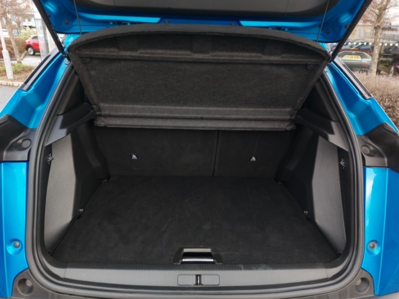 Used Peugeot 2008 2022 for sale - 77536880: Photo 8