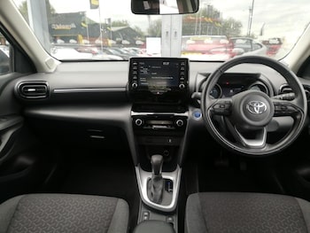 Used Toyota Yaris Cross 2022 for sale - 78560690: Photo