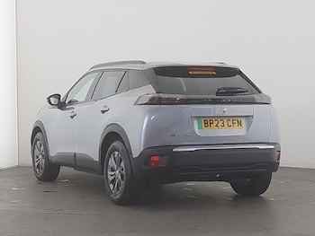 Used Peugeot 2008 2023 for sale - 77155104: Photo