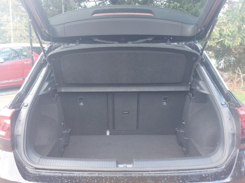 Used Volkswagen T-Roc 2023 for sale - 76838701: Photo 8