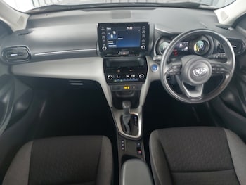 Used Toyota Yaris Cross 2022 for sale - 75569337: Photo