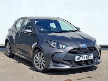 Used Toyota Yaris 2022 for sale - 79186142: Photo