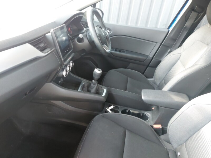Used Renault Captur 2021 for sale - 77975333: Photo 5