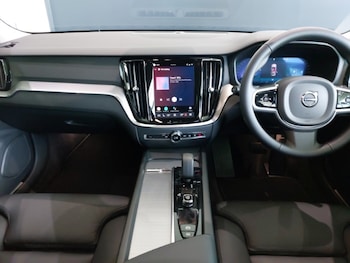 Used Volvo V60 2025 for sale - 78585061: Photo