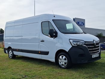 Renault Master feature image