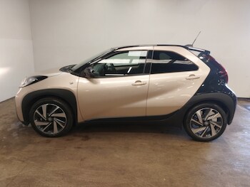 Used Toyota Aygo X 2023 for sale - 78364939: Photo