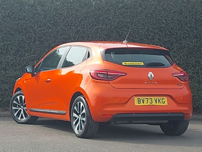 Used Renault Clio 2023 for sale - 77986108: Photo 3