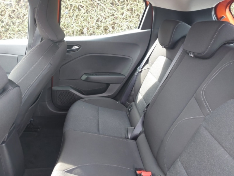 Used Renault Clio 2023 for sale - 77986108: Photo 6