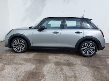 Used MINI Cooper 2025 for sale - 79432530: Photo