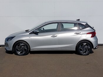 Used Hyundai i20 2023 for sale - 78361337: Photo