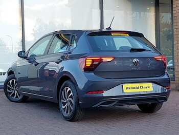 Used Volkswagen Polo 2023 for sale - 76377108: Photo